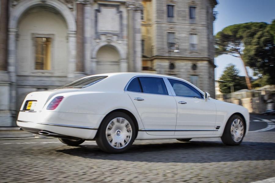  Bentley Mulsanne Speed 2015 года  (фото 98 из 117)